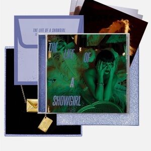 Taylor Swift It’s Rapturous Limited Edition CD with Jewelry NEW